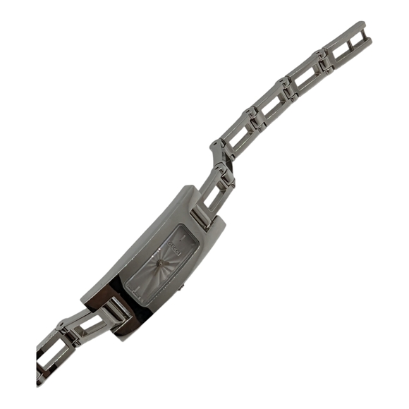 GUCCI Gucci Silver Stainless Steel 3900L Women's Wristwatch - Picture 4 of 10